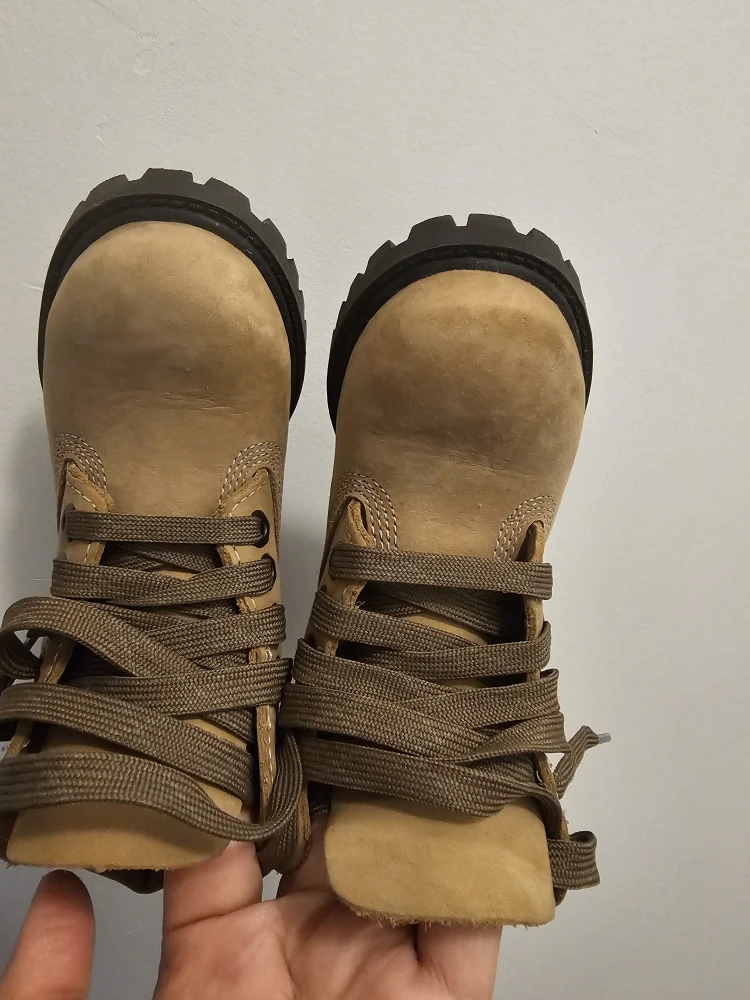 Timberland Toddler Boots US size 9 - photo 4
