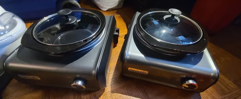 Crock-Pot Slow Cookers - Set of 2