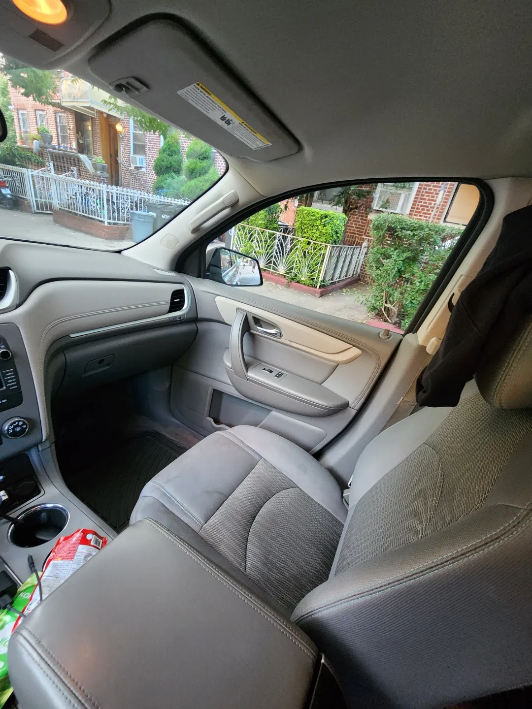 Silver Chevrolet Traverse SUV image indicator(4)