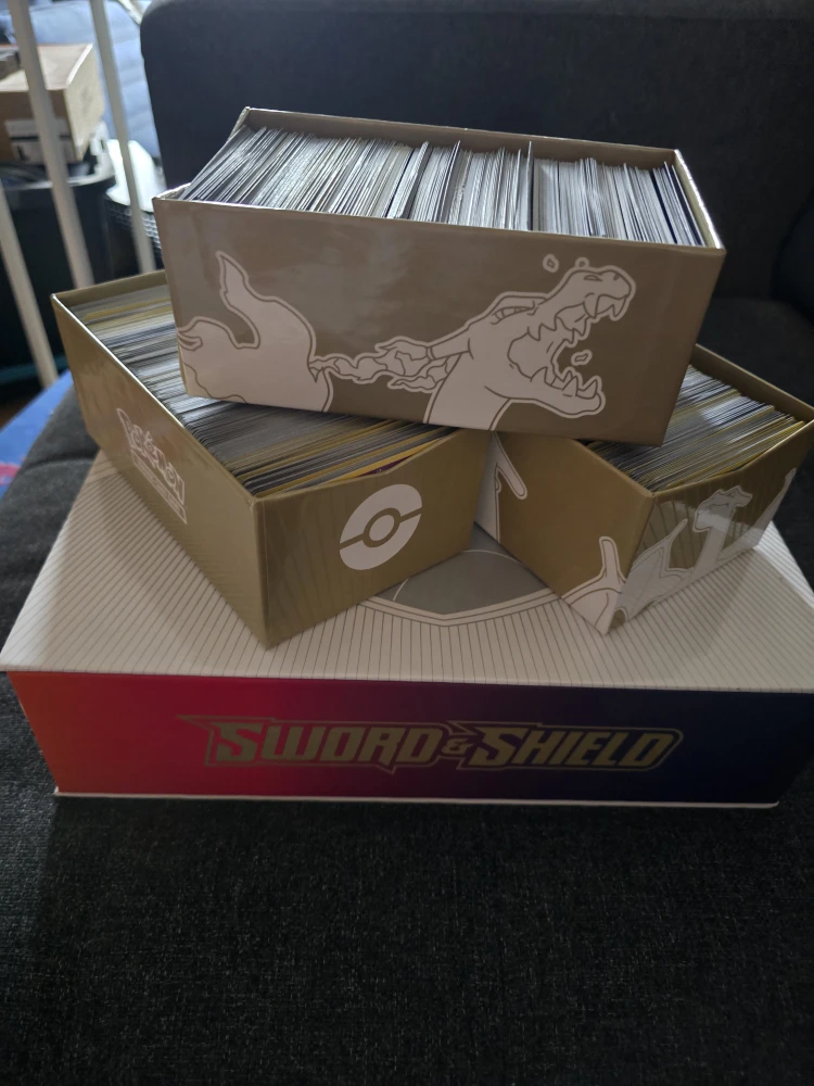 Pokemon random cards, regular and " shiny" -  1500 pcs - photo 2