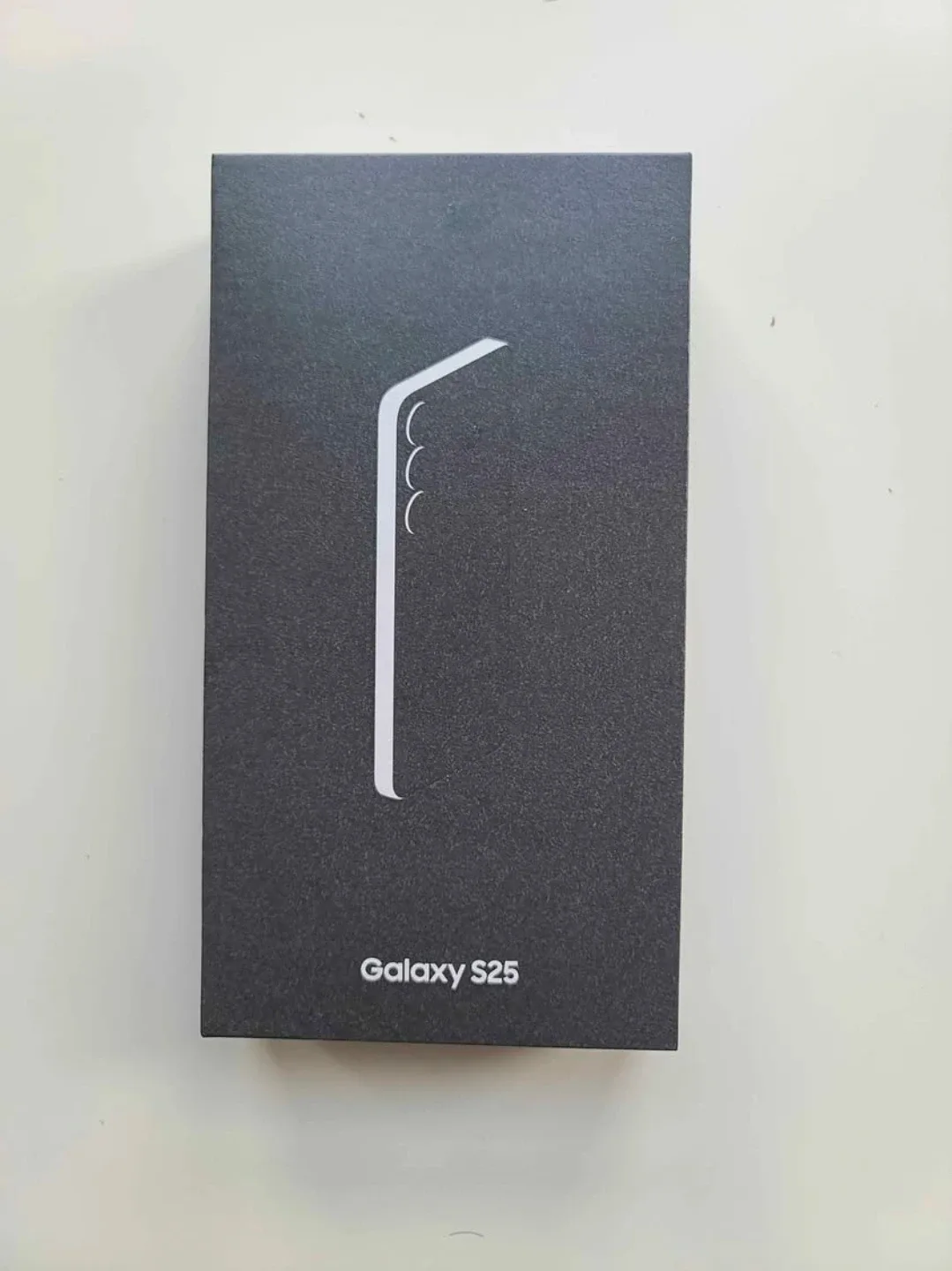 New Samsung Galaxy S25 in sealed box