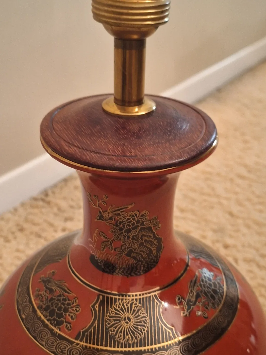 Vintage Decorative Table Lamp (no lamp shade) image indicator(4)