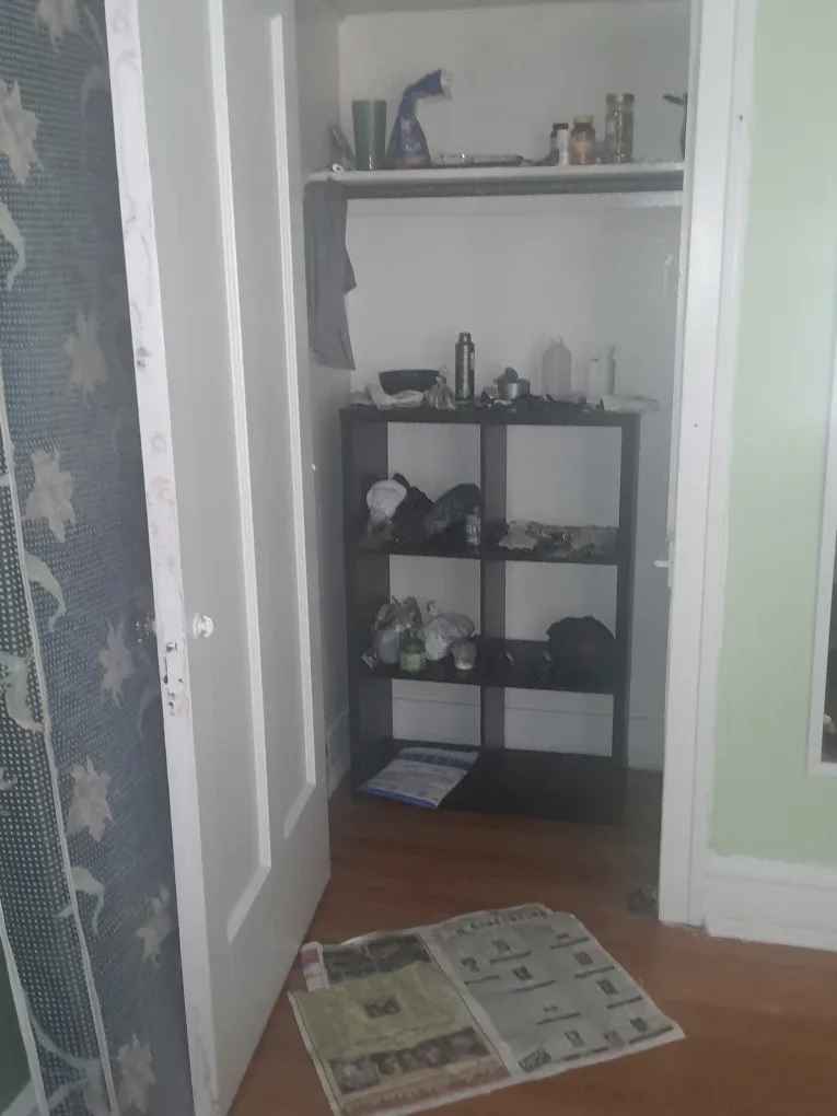 Room for rent image indicator(3)