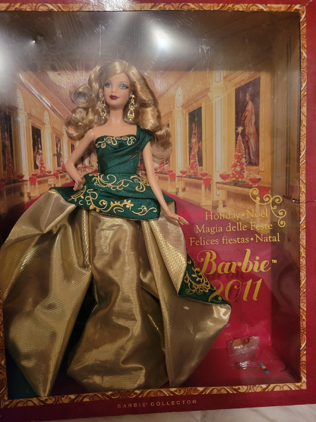 Barbie 2011 Holiday Doll - New in Box
