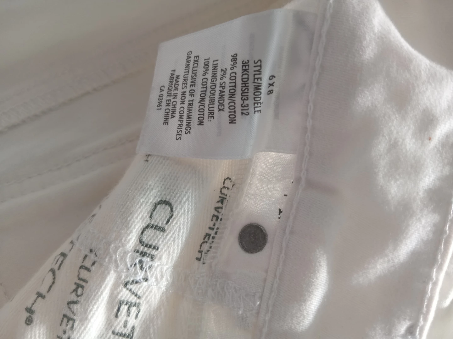 Denver Hayes White Shorts - Size 6 - photo 3