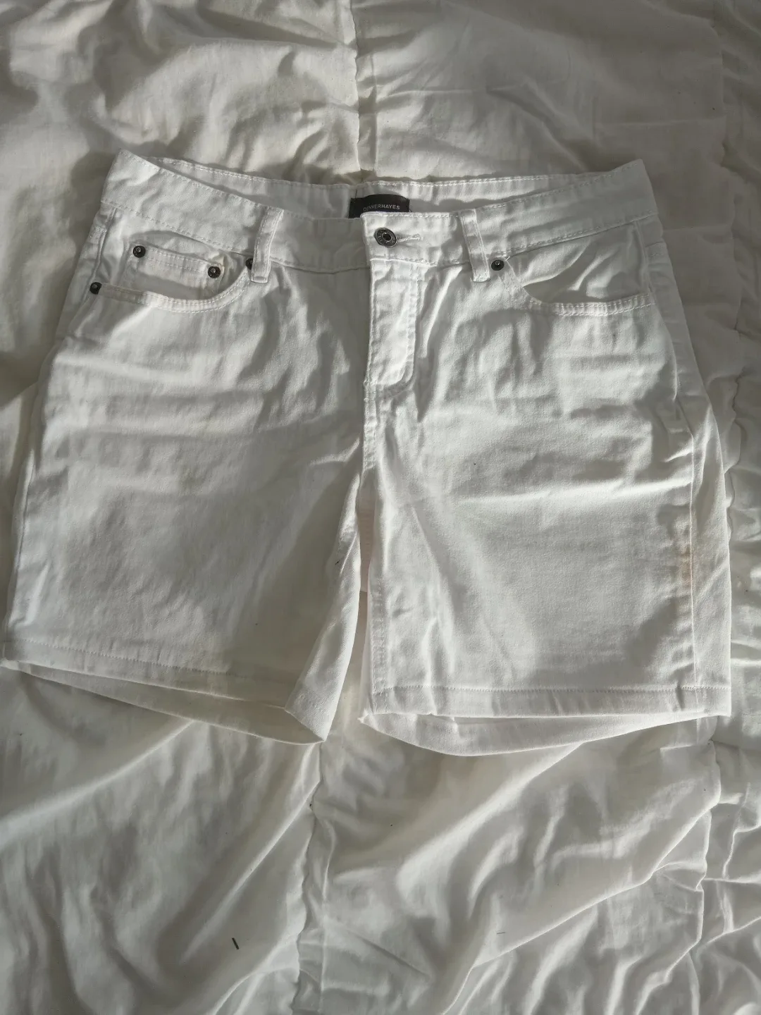 Denver Hayes White Shorts - Size 6