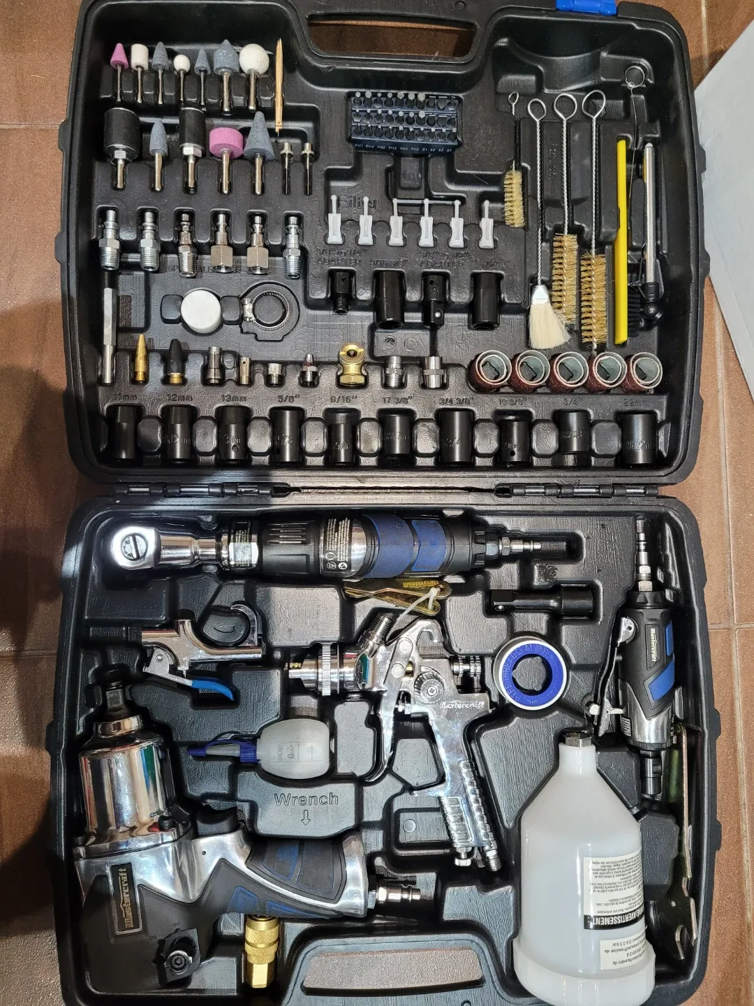 Mastercraft Air-Powered Tool Kit, 118-pc image indicator(5)