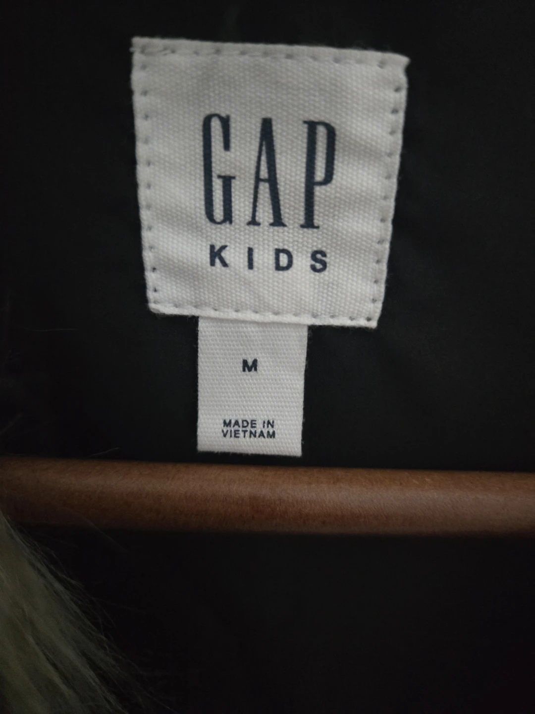 GAP Kids Faux Fur Vest - Size M - photo 2