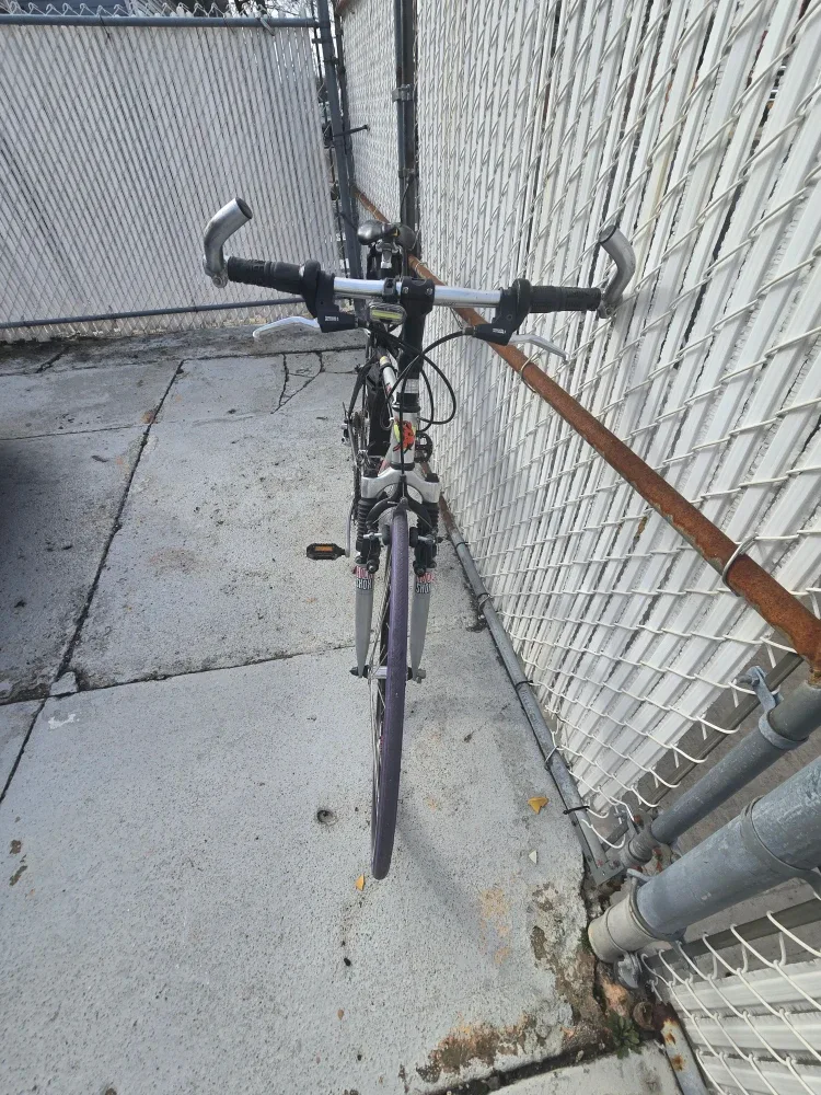 Barracuda Coronado Hybrid Bike image indicator(4)