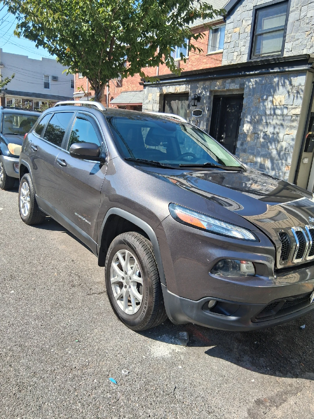 Jeep Cherokee SUV 2017 150k millas - photo 3