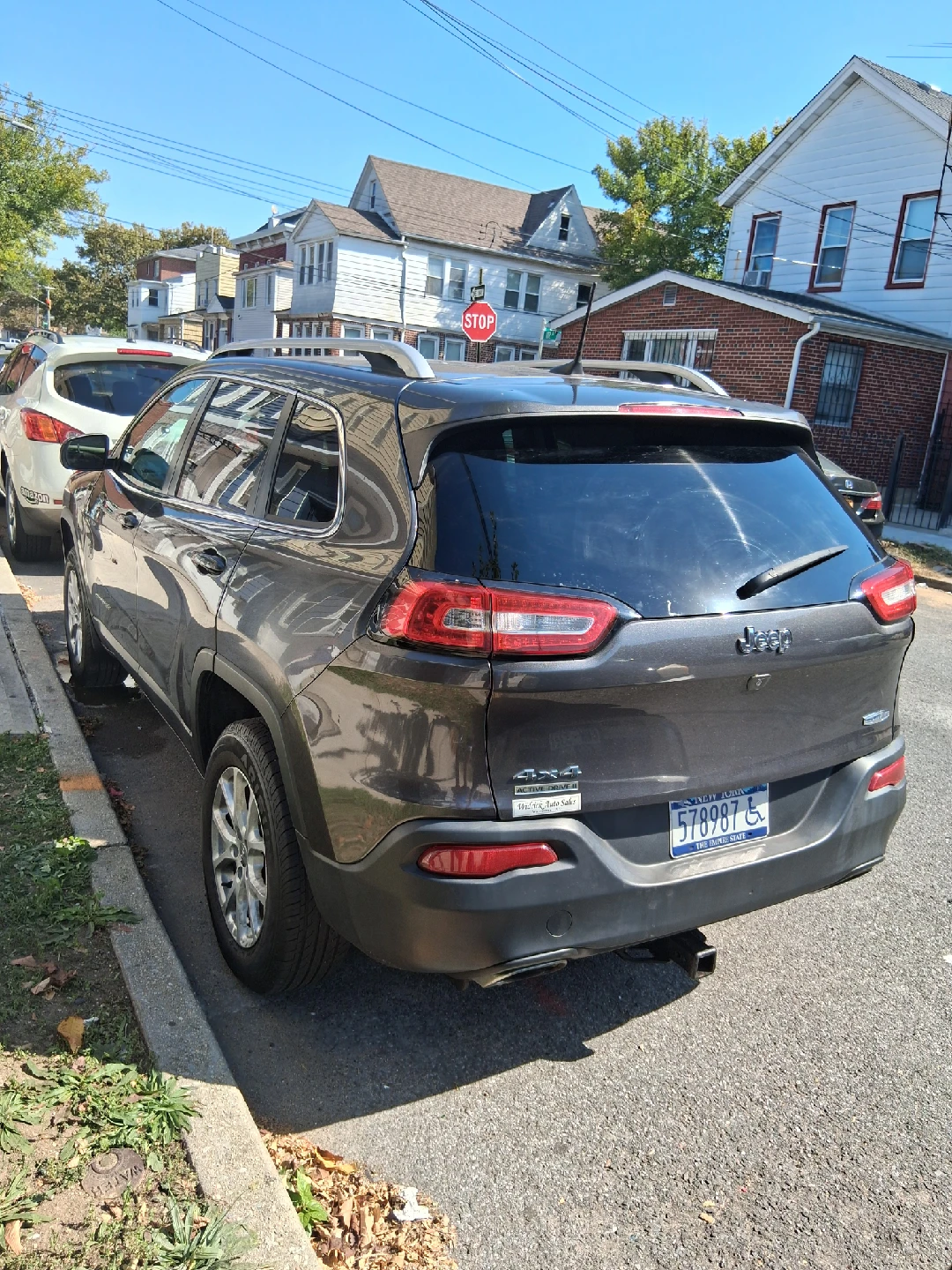 Jeep Cherokee SUV 2017 150k millas - photo 4