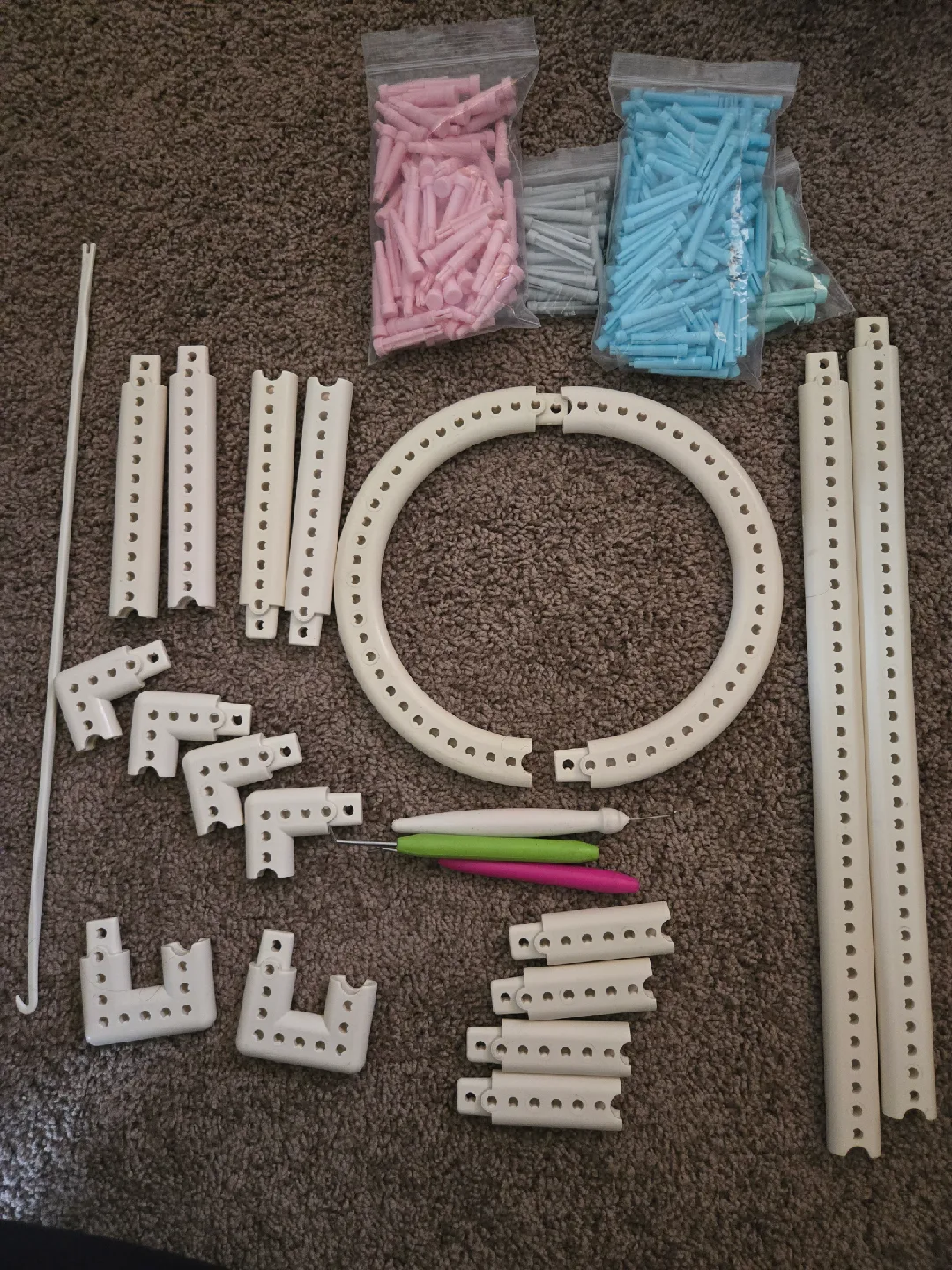 Martha Stewart Knit & Weave Loom Kit image indicator(2)