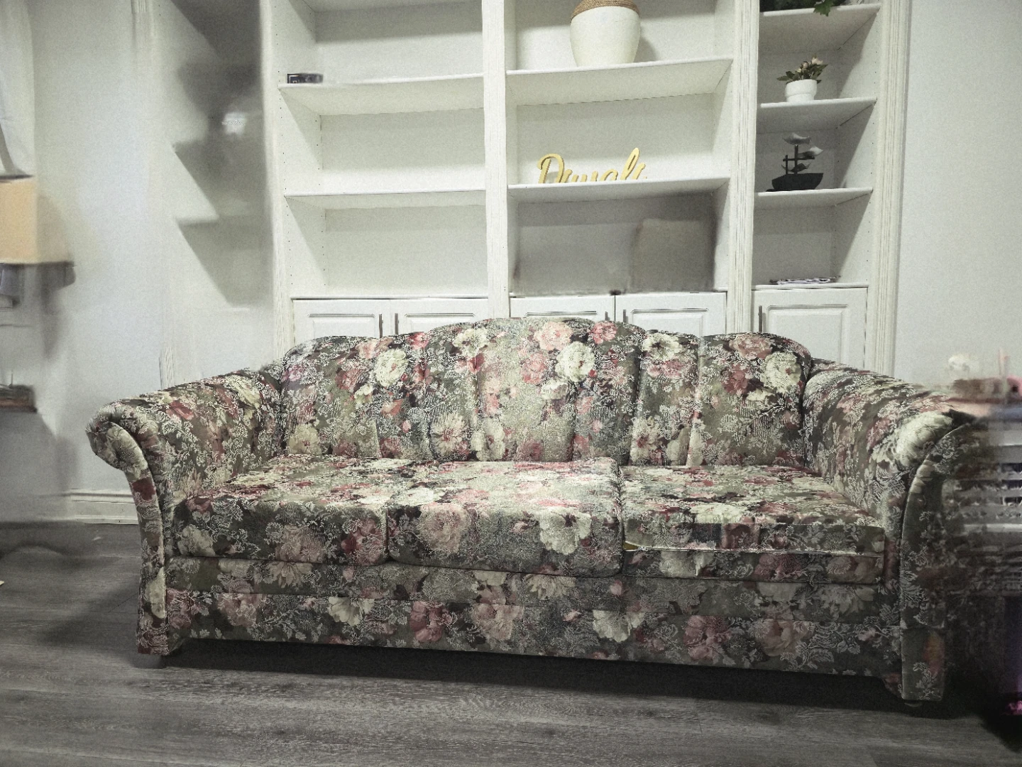 Floral Sofa Bed - Comfy & Stylish!