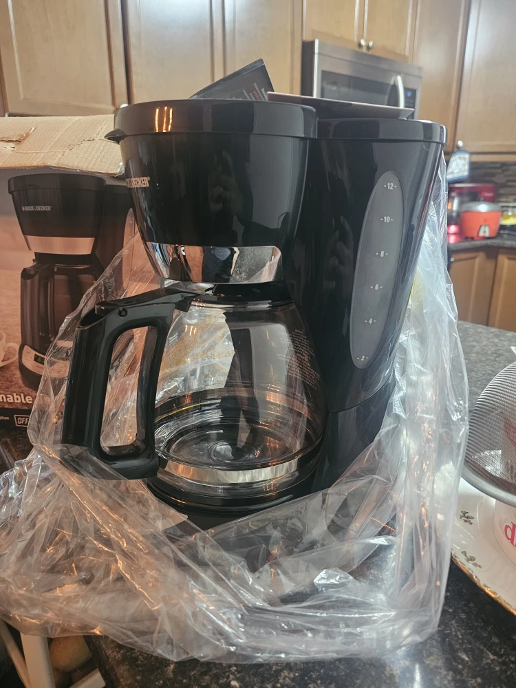Black & Decker Programmable 12-Cup Coffee Maker - photo 2