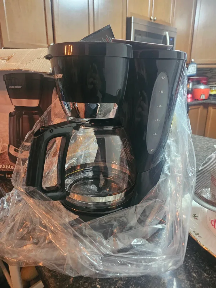 Black & Decker Programmable 12-Cup Coffee Maker image indicator(2)