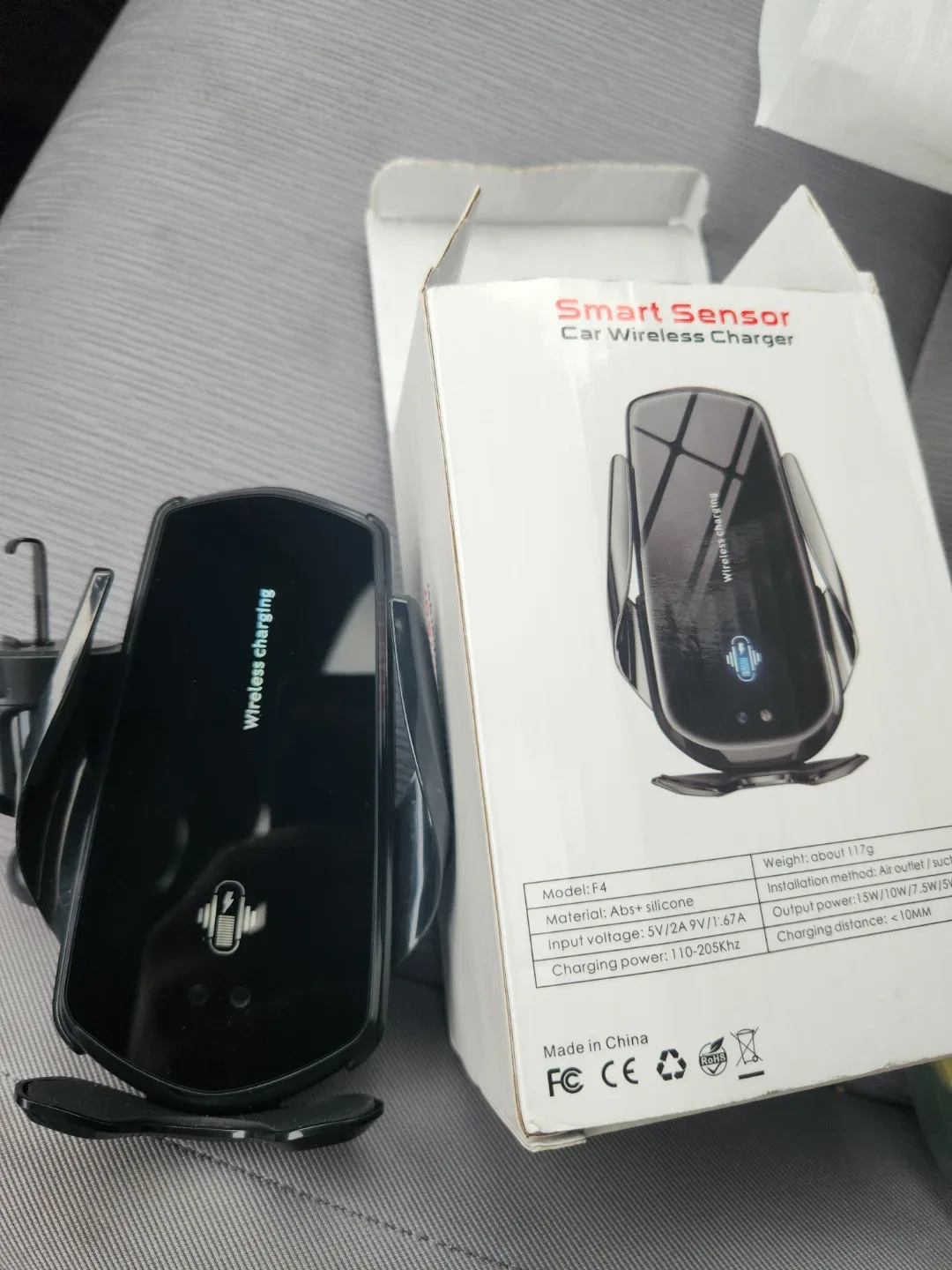 Smart Sensor Car Wireless Charger - New in Box image indicator(2)