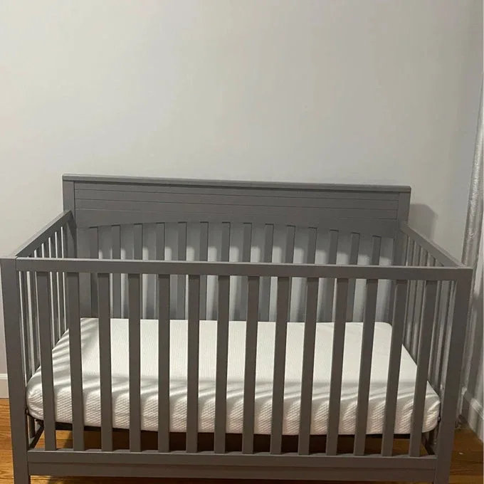 Skylar 4in1 convertible crib