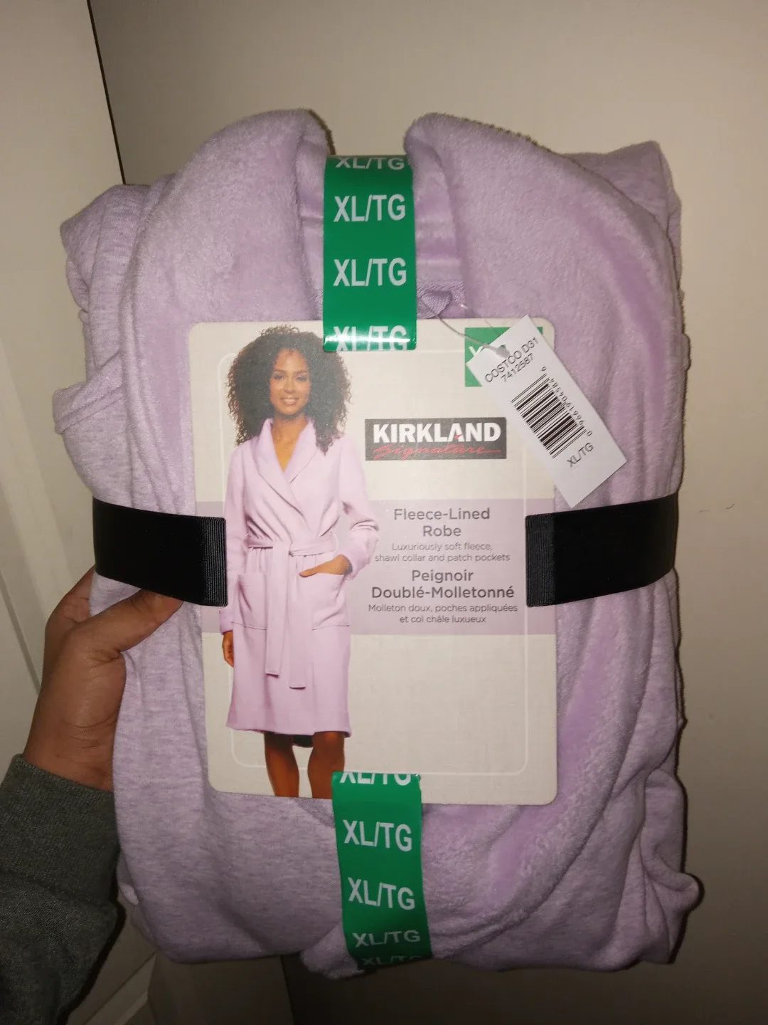 New Kirkland Fleece-Lined Robe, XL/TG image indicator(4)