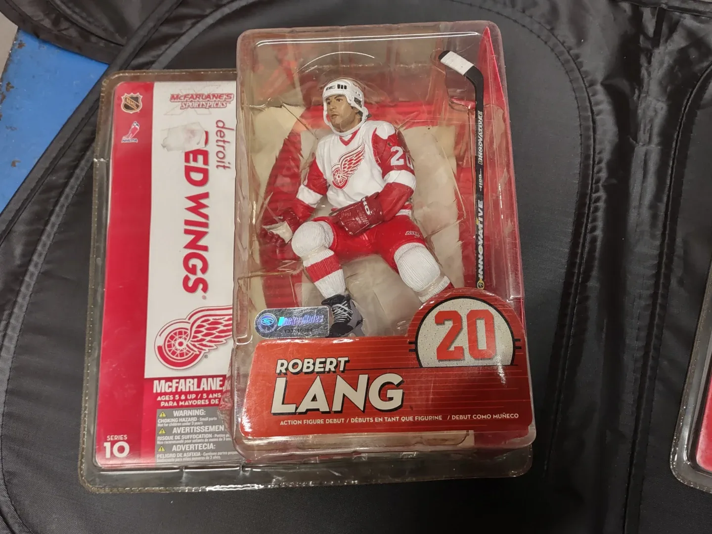 McFarlane NFL/NHL Action Figures image indicator(4)