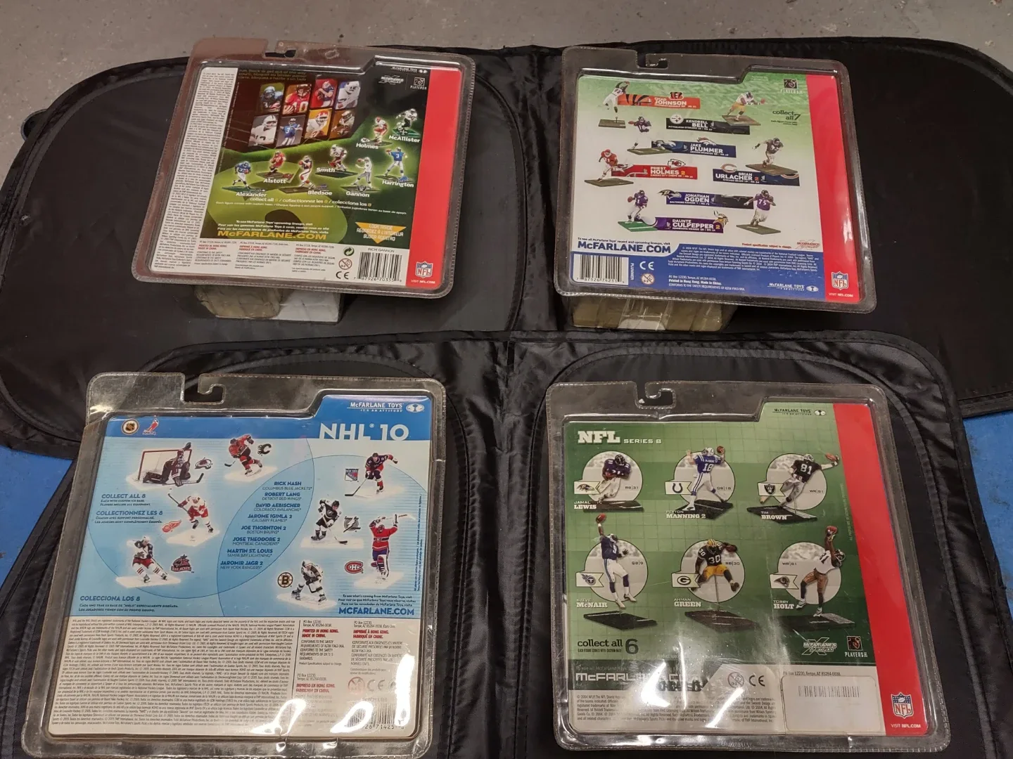 McFarlane NFL/NHL Action Figures image indicator(5)