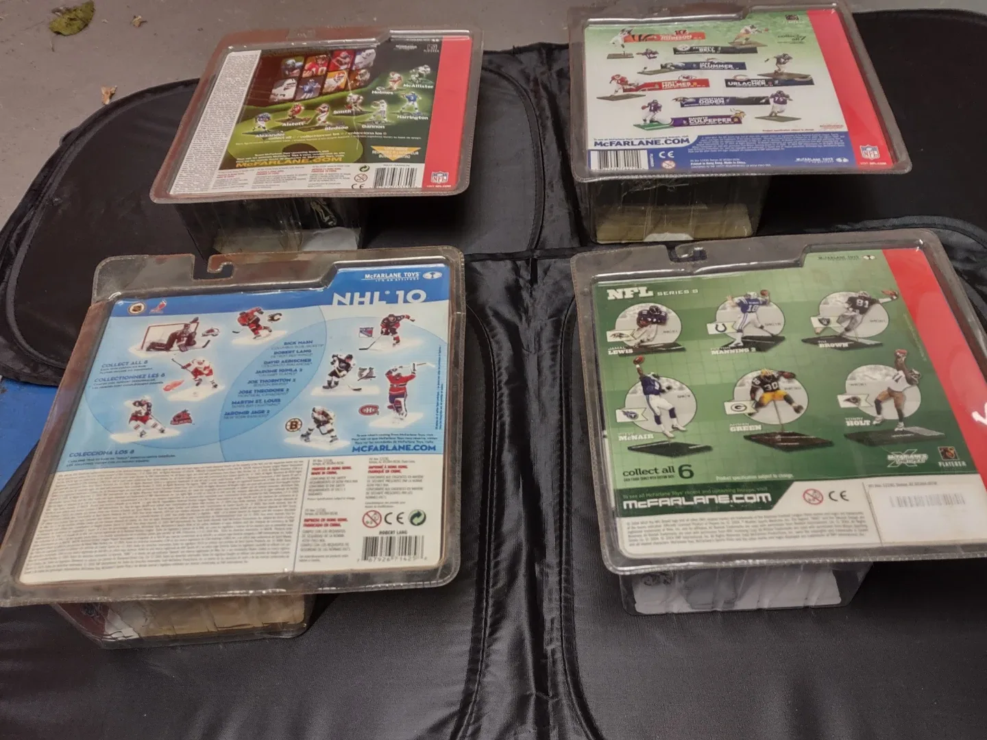 McFarlane NFL/NHL Action Figures image indicator(6)