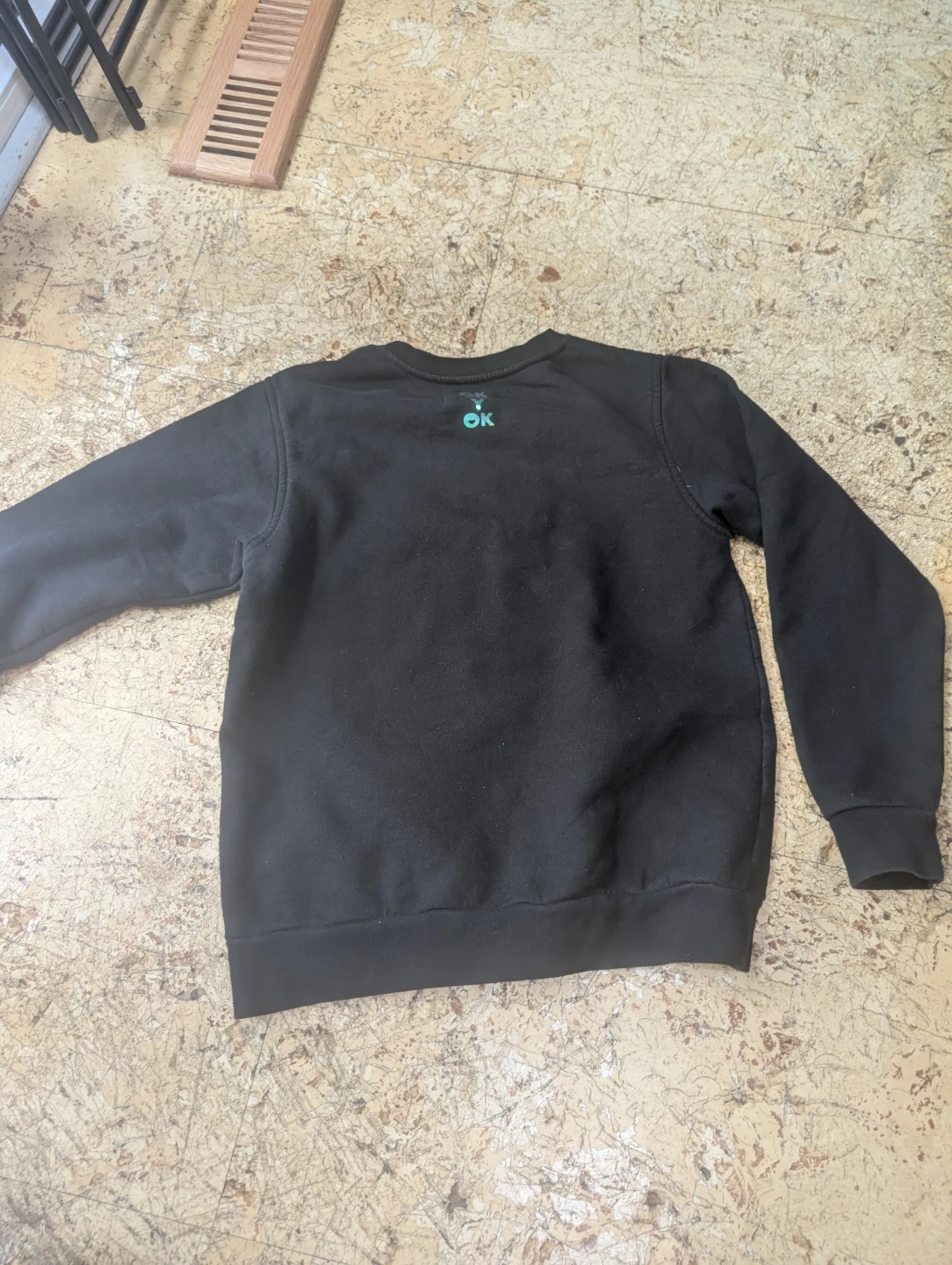 OKAYOK Toronto Black Sweatshirt Size 8 - photo 2