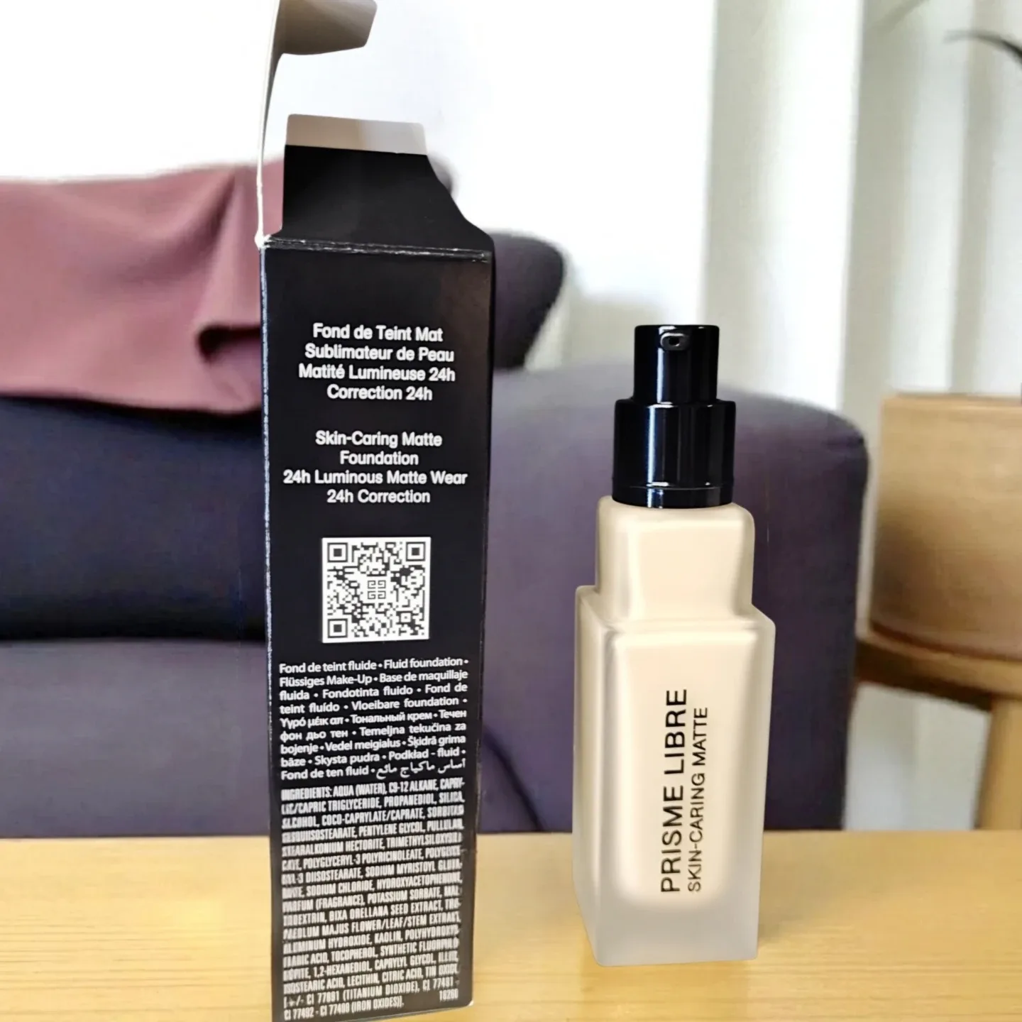 NIB GIVENCHY Prisme Libre Skin-Caring Matte Foundation image indicator(3)