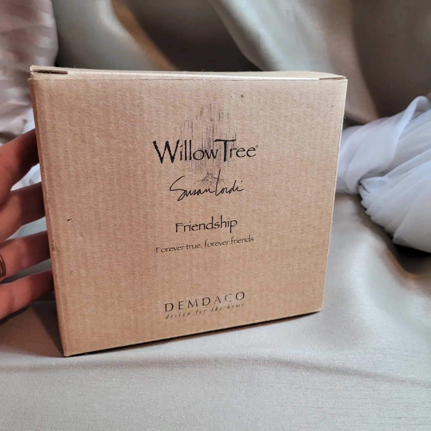 5" x 4" Willow Tree “Friendship“ Wall Decor Demdaco 2001 image indicator(9)