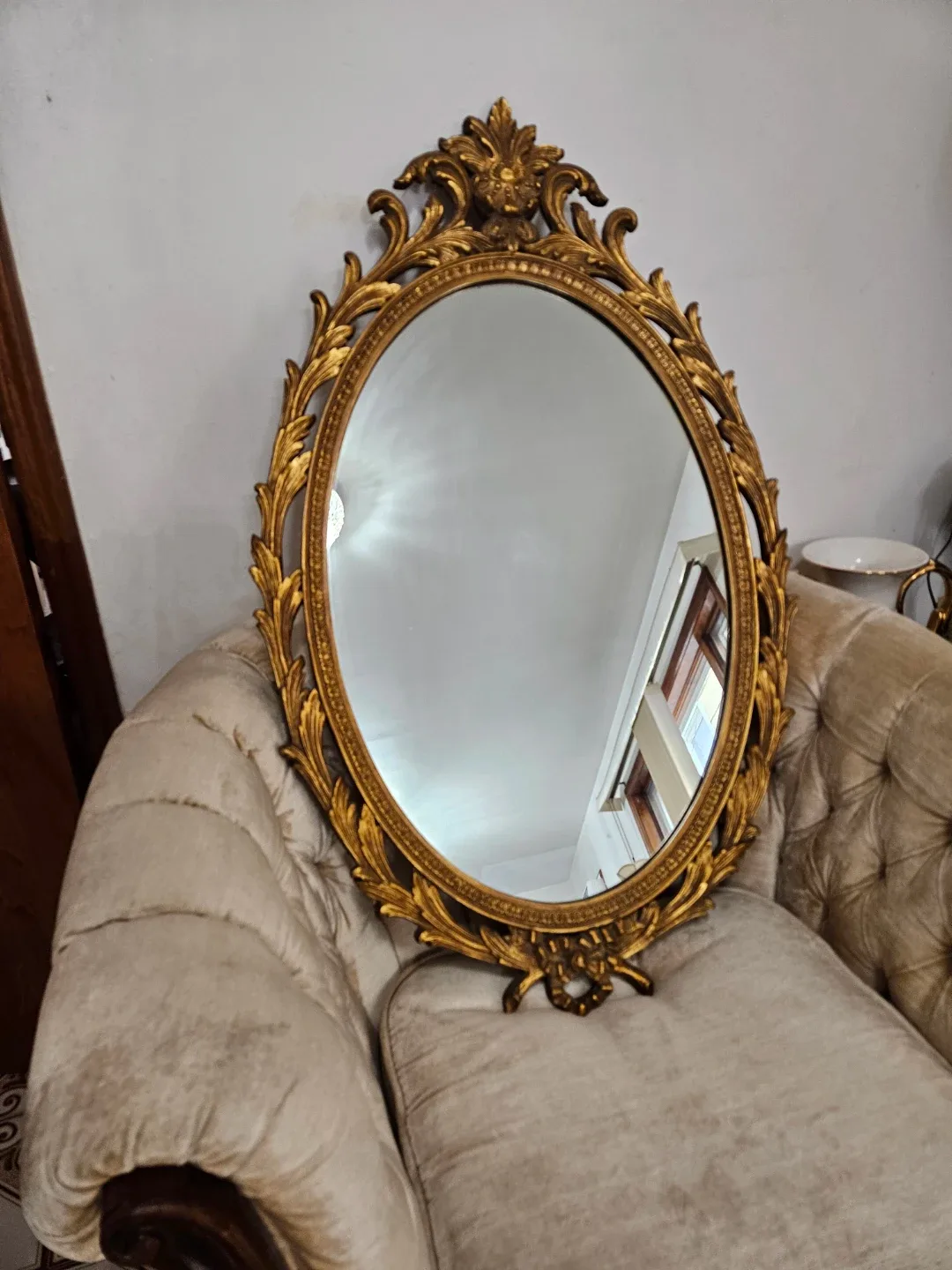 Beautiful Antique mirror thumbnail