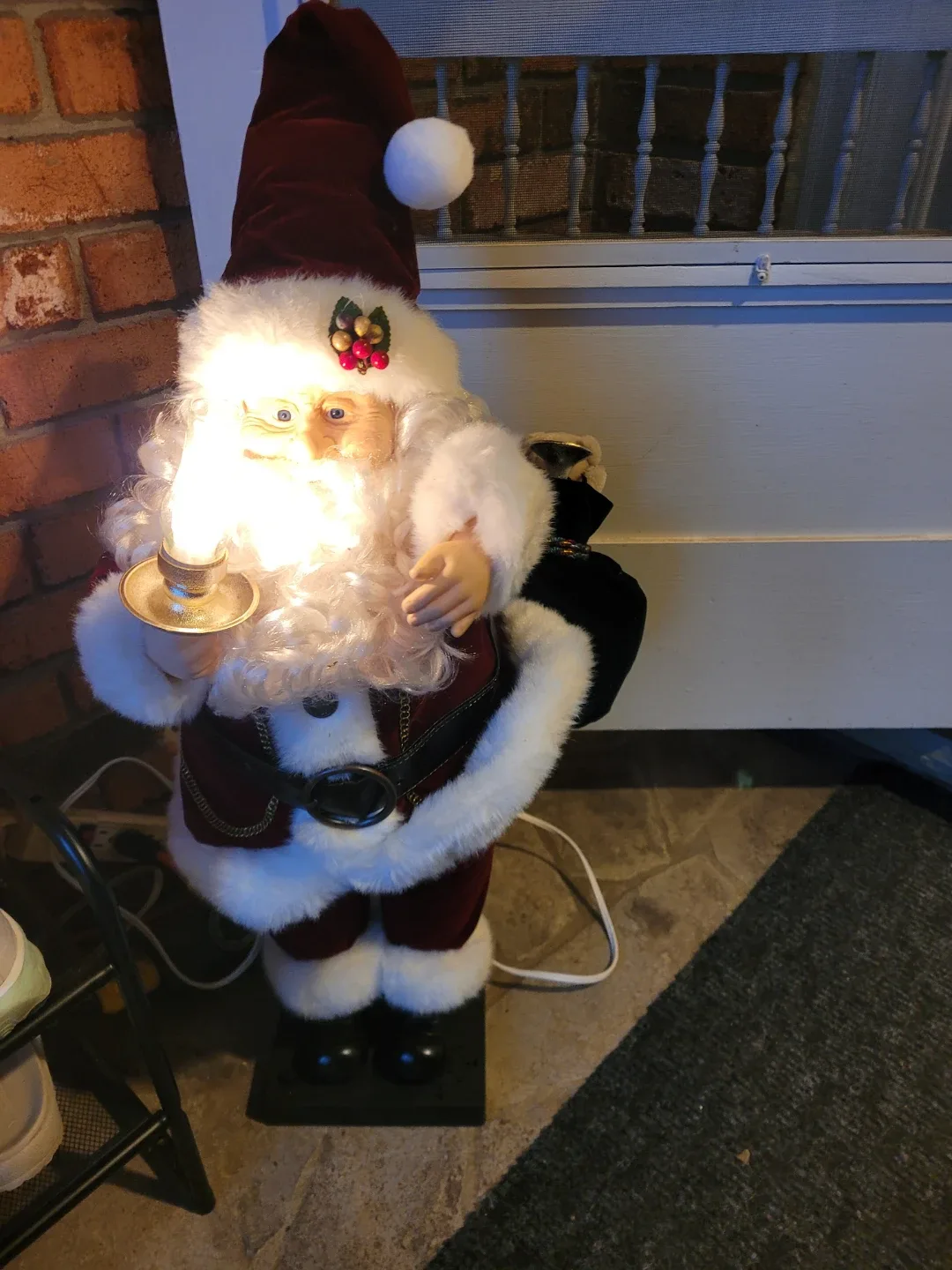 Animated Santa Claus Figure image indicator(4)