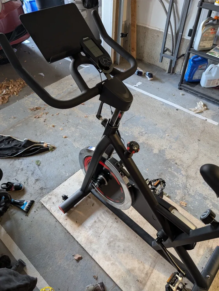 Joroto Exercise Bike image indicator(2)