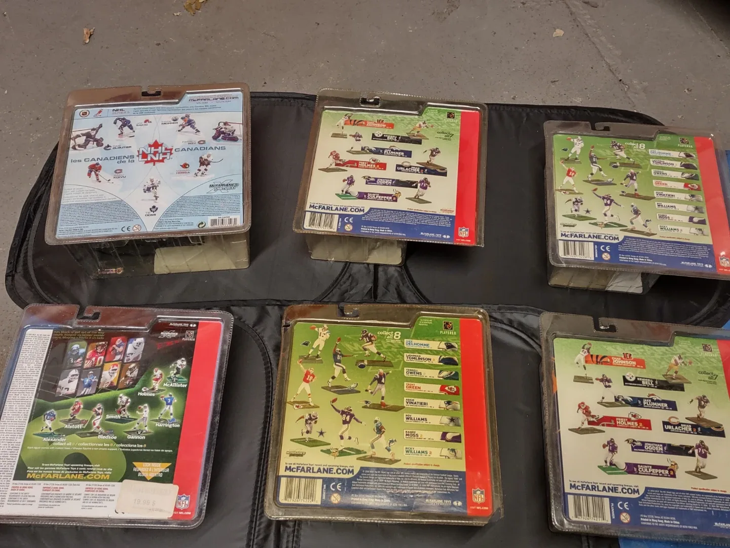 NFL Action Figures - Jake Plummer, Priest Holmes, Rich Gannon image indicator(7)