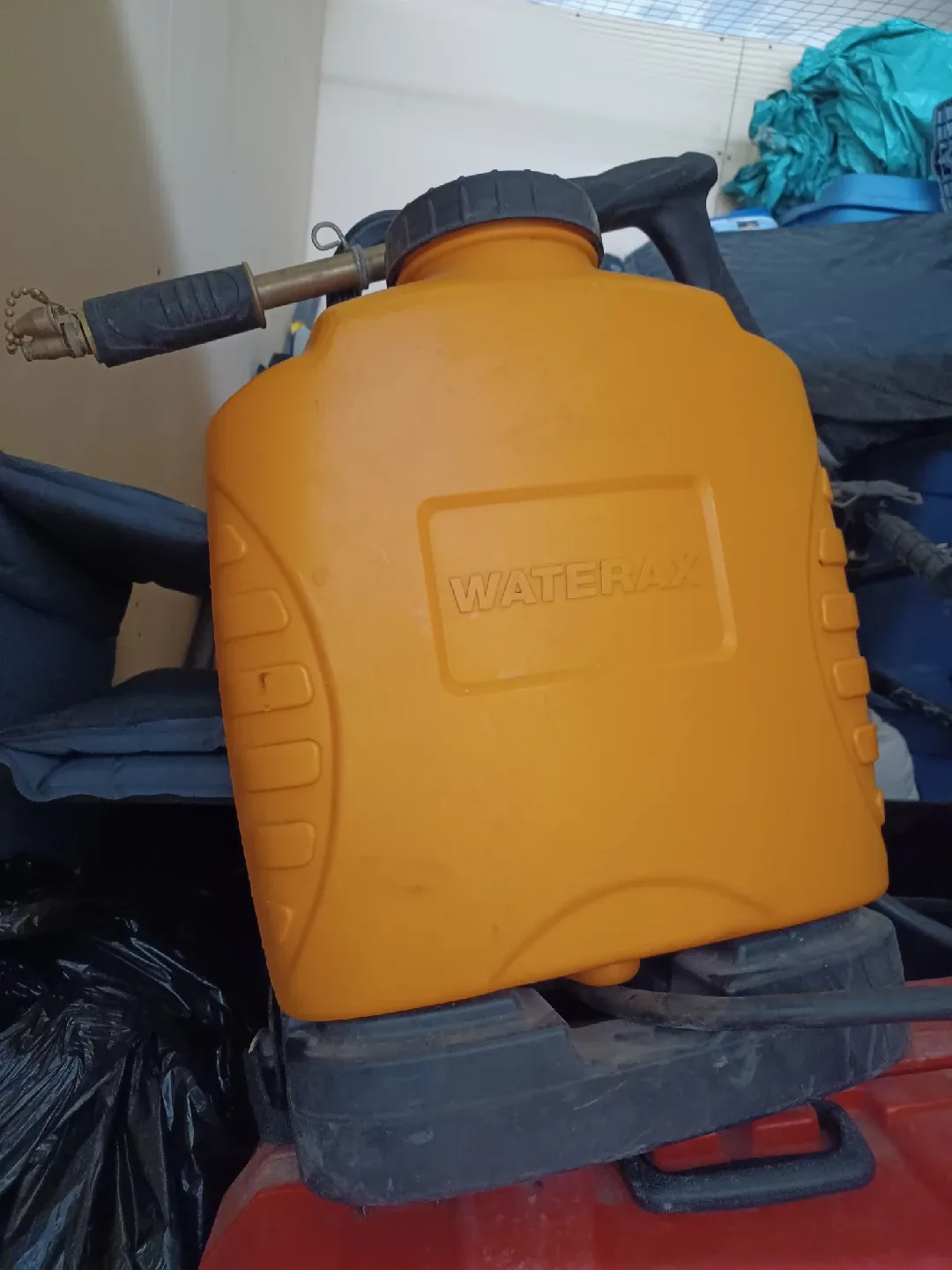 Waterax Yellow Garden Sprayer