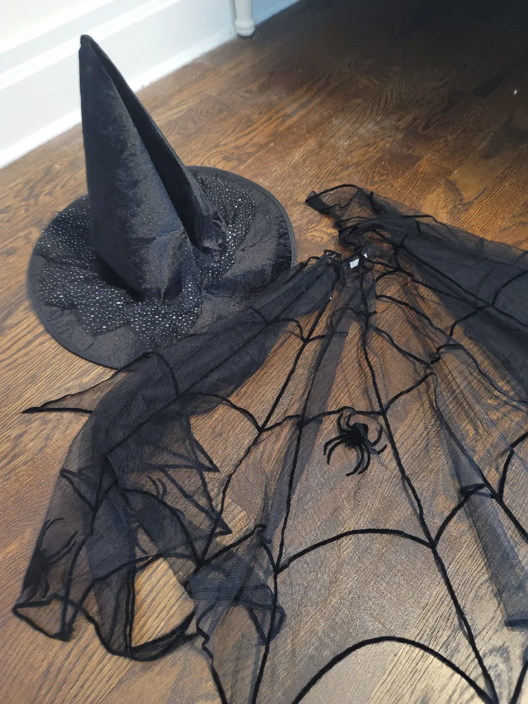 Witch Costume with Hat and Broom 5-6 image indicator(2)
