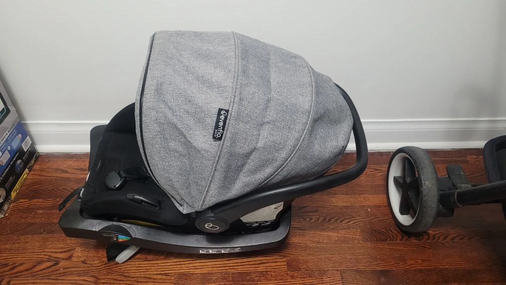 Evenflo Pivot Xpand Travel System - photo 4