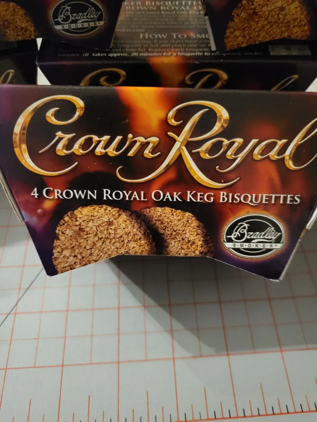 Crown Royal Oak Keg Bisquettes -6 x 4 pack image indicator(2)