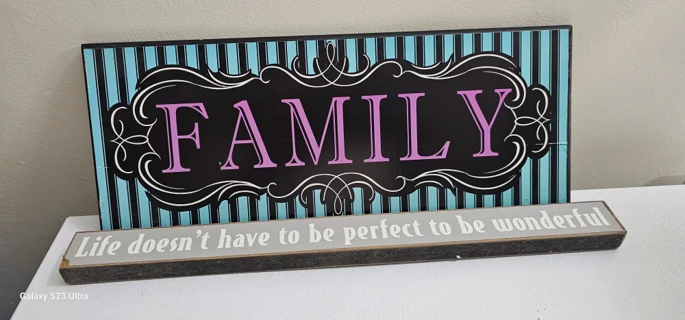 Family Sign & 'Life' Wooden Block