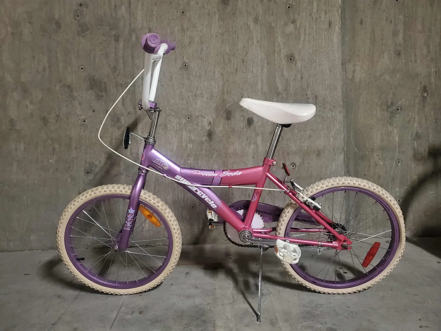 Supercycle Crown Bike - Purple & Pink image indicator(4)
