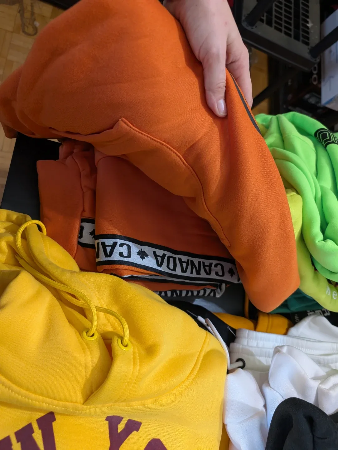 Variety of Hoodies and Sweaters BRAND NEW image indicator(8)