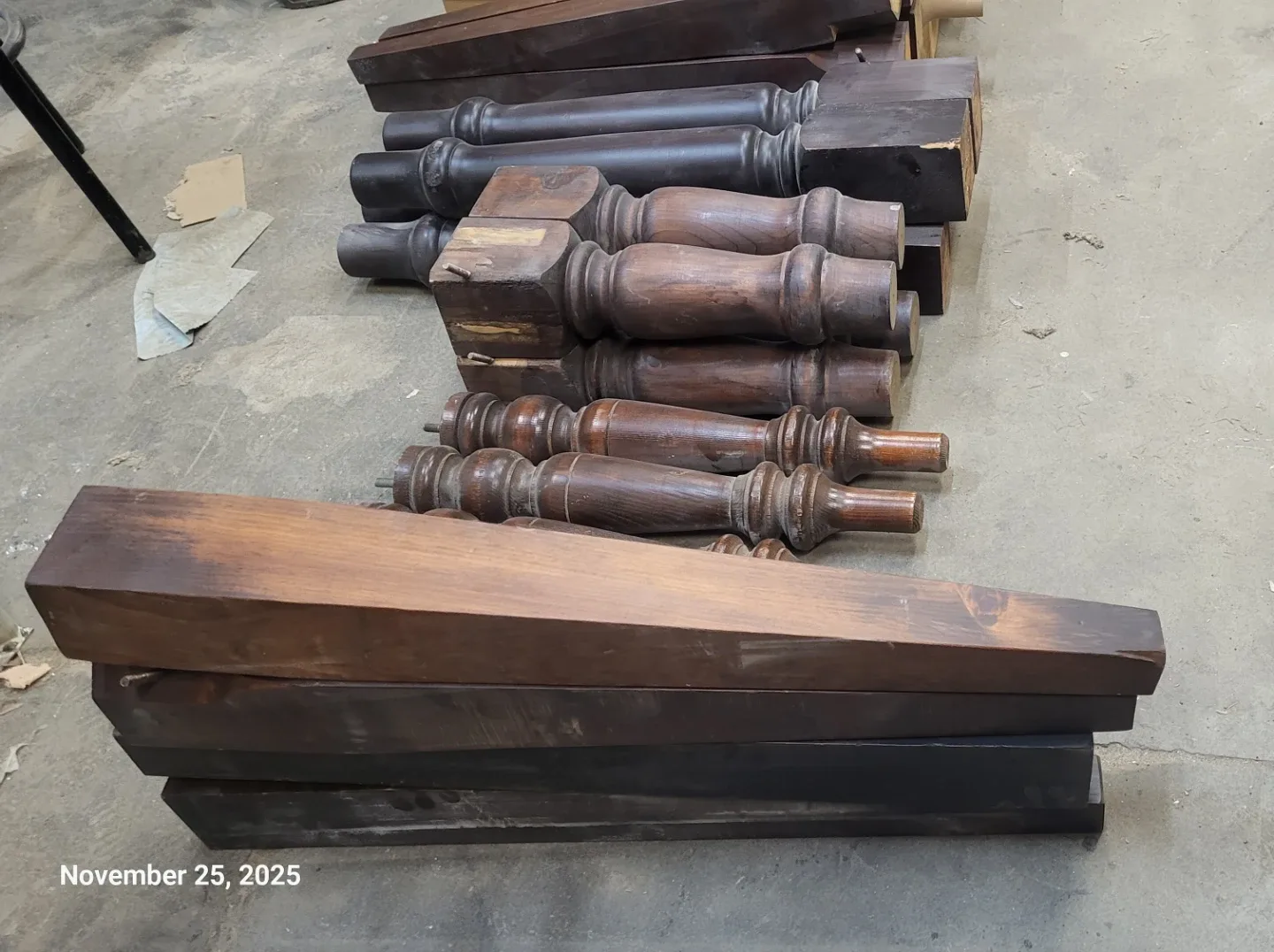 Wooden Table with Drawers image indicator(6)