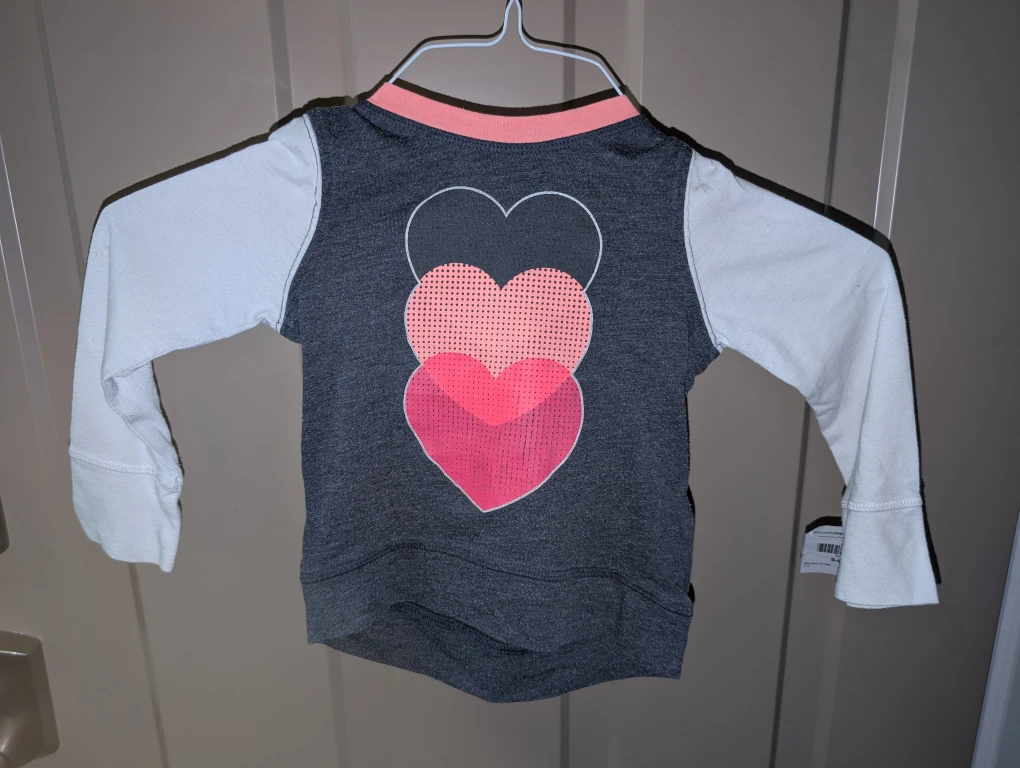 Girls sz 3 tshirts $3 each - photo 4