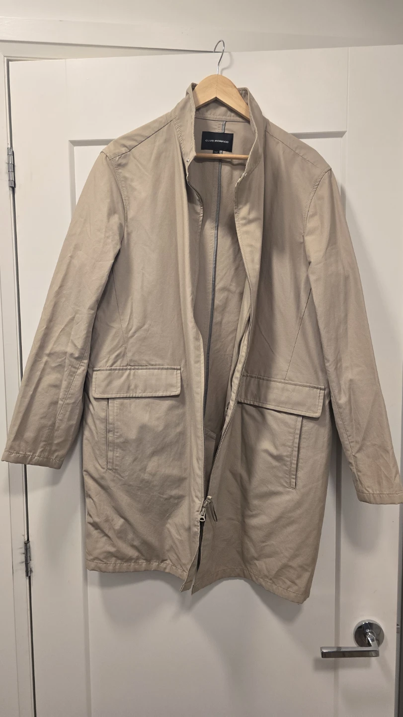 Club Monaco Packable Mac Coat - Size L/G - photo 4