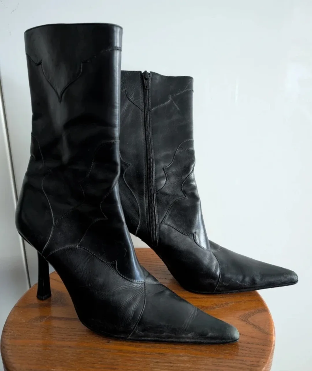 Stylish Black Faux Leather Aldo Boots - Size 10