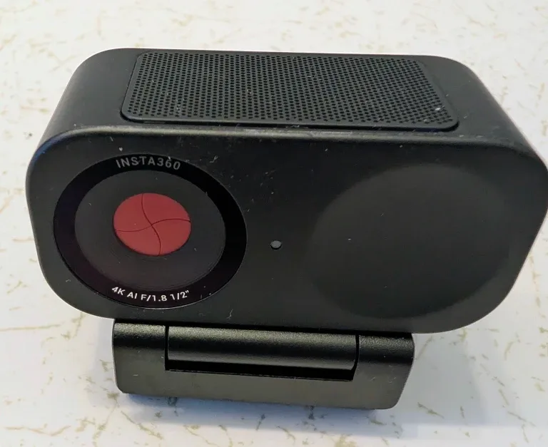 Insta360 Link 2C AI-Powered 4K Webcam - Like New! image indicator(3)