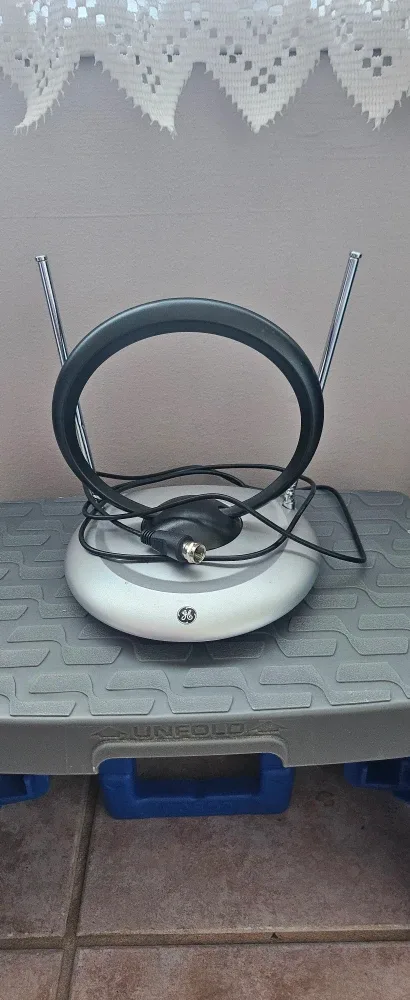 Indoor TV Antenna GE 20430