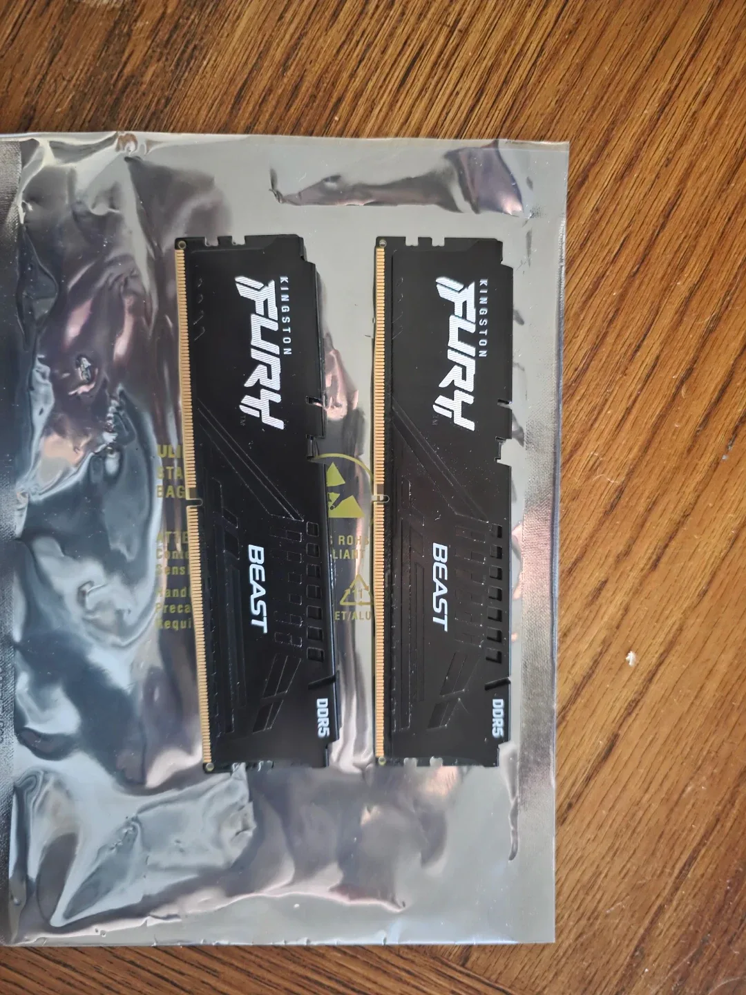 FURY Beast 32GB DDR5-6000 CL30 Dual Channel Kit (2x 16GB), Black image indicator(2)