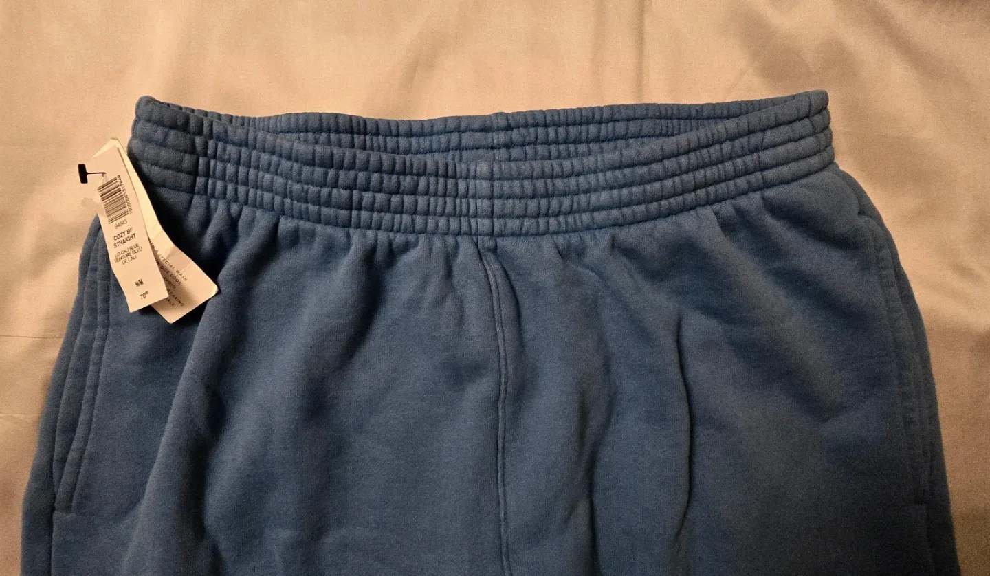 NEW! Aritzia TNA Cozy Boyfriend Straight Leg in Blue! - Size M image indicator(3)