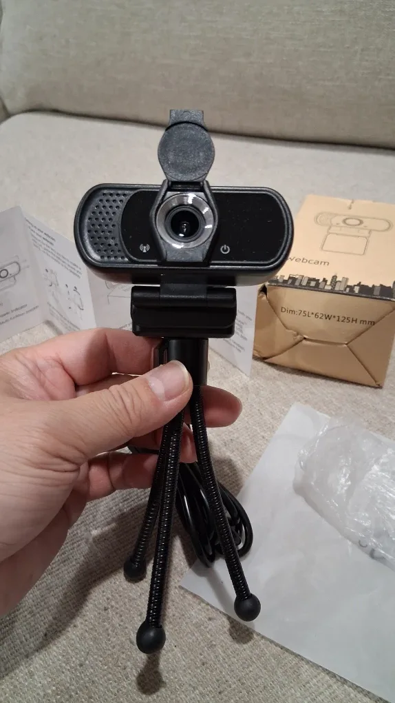 Webcam w noise reduction Mic, 1080p, Tripod image indicator(4)