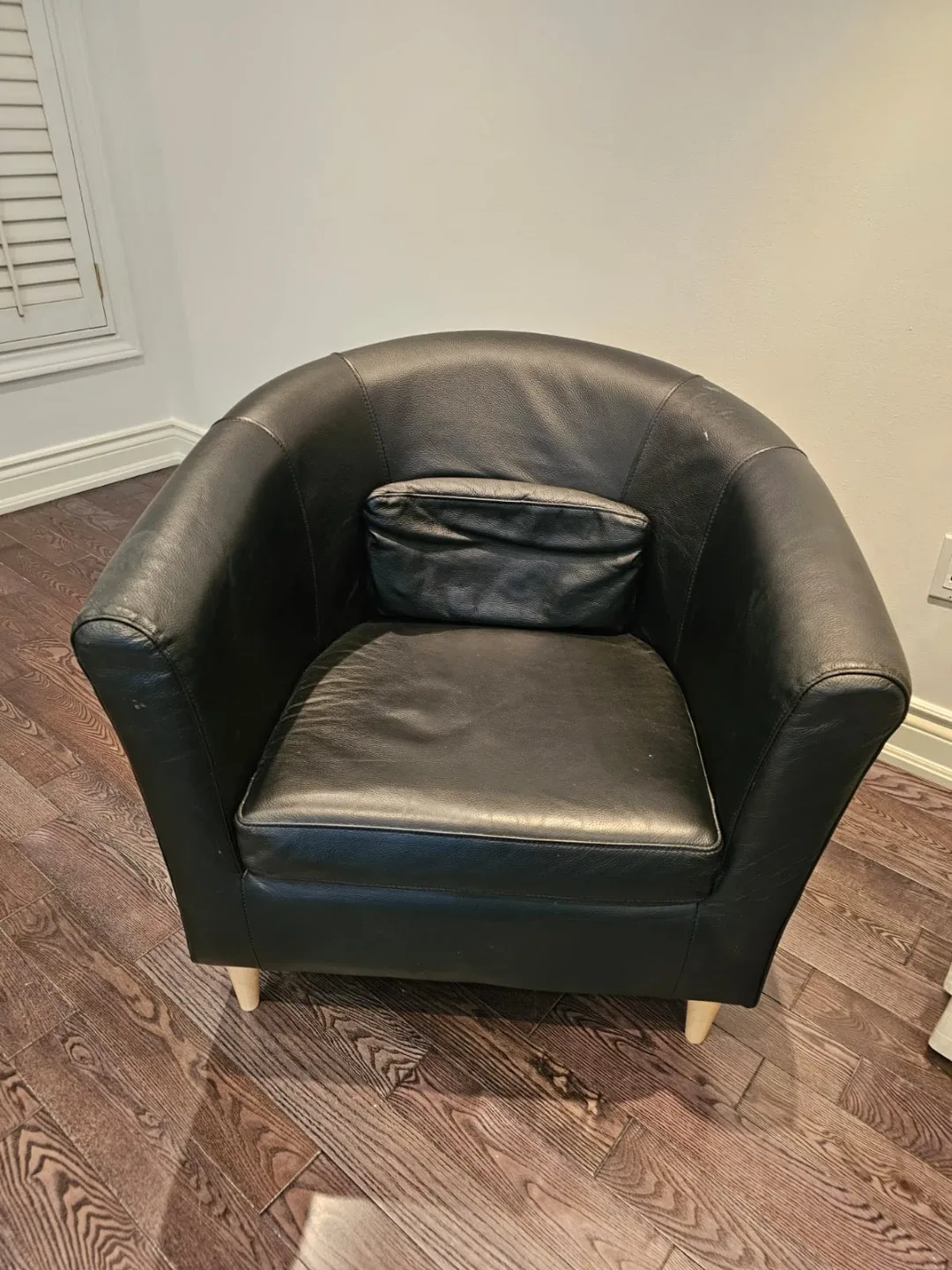 Black Leather Armchair