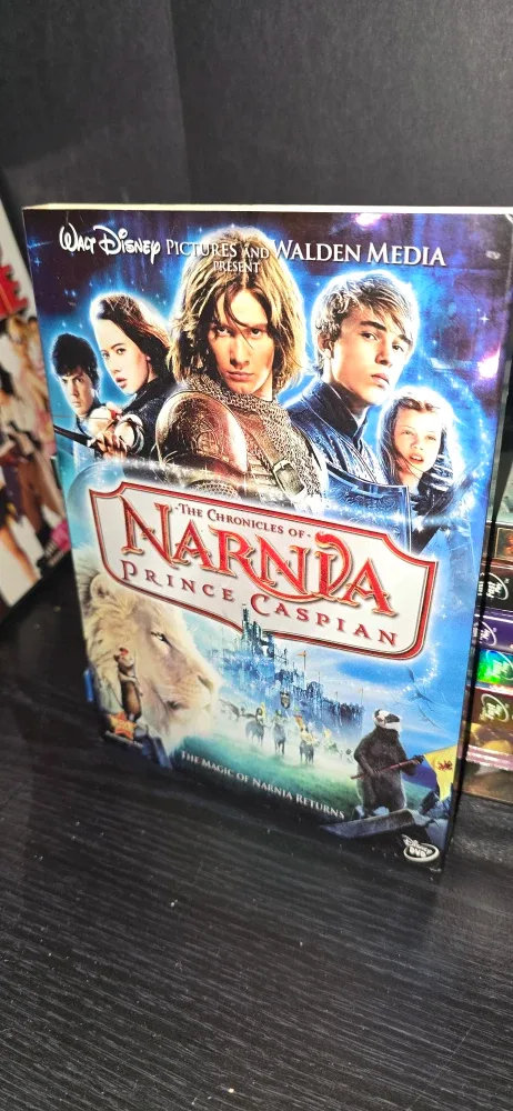 Disney DVDs: Finding Nemo, Cinderella, Mary Poppins image indicator(8)